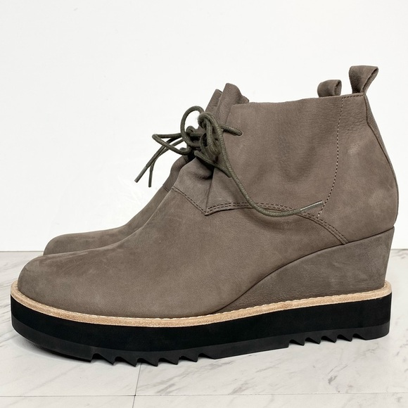 Eileen Fisher Capa Wedge Gray Nubuck Lace Up Bootie 8